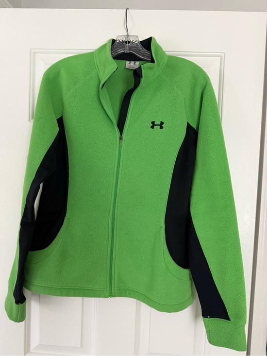 Under Armour Jackets & Blazers - Under Armour Women’s green under armour jacket